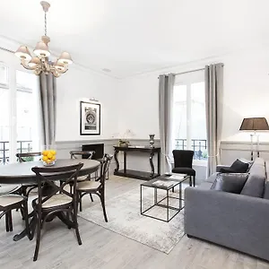 Livinparis - Luxury 2 Bedrooms Grands-boulevards I Apartment