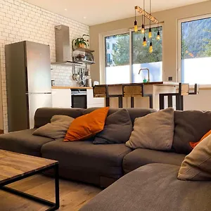 apartment-maya-la-praz-chamonix.hotels-rhonealpes.com/